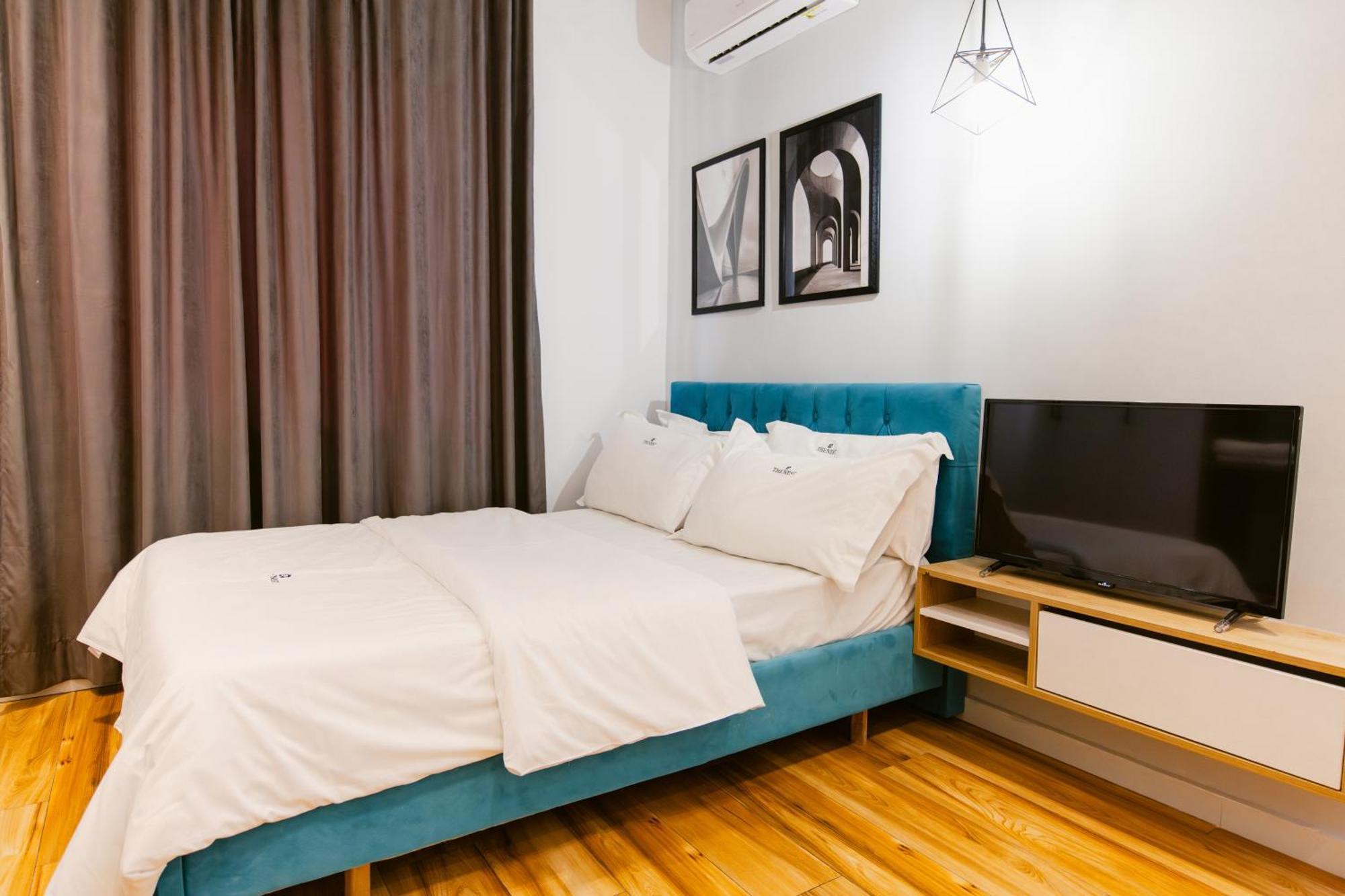 Durres Str Modern Apartments - The Nest Tirana Exterior photo